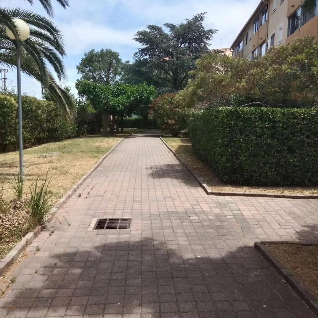 Appartement Frejus-Plage Et Centre-Ville, 28 M2, Accueil 4 Personnes, Francais, English Spoken France